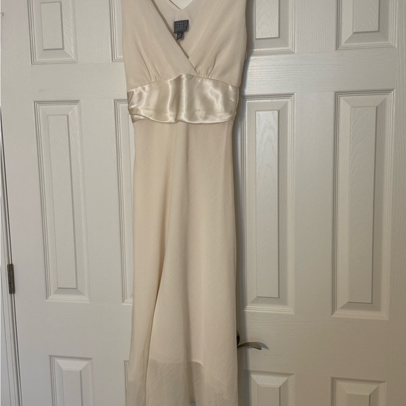Rabbit Rabbit Rabbit Dresses & Skirts - Elegant Cream V-Neck Dress with Satin Waistband